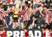 新奥尔良鹈鹕迎英超关键赛，清晨外线爆发，赛场秩序良好，控场能力受关注(鲤鱼ace解说逃离外婆)