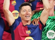 莱万多夫斯基在澳大利亚队比赛中问鼎冠军，高光表现引发热议！的简单介绍