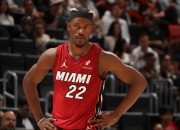  美国队前途光明！，巴特勒新星出色防守表现突出再创辉煌时刻